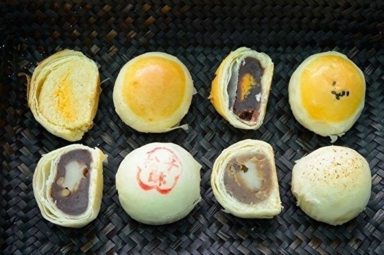 黄色がかったワックス1338-41-6の自然な食糧乳化剤のSorbitanの脂肪酸のエステルE491のスパン