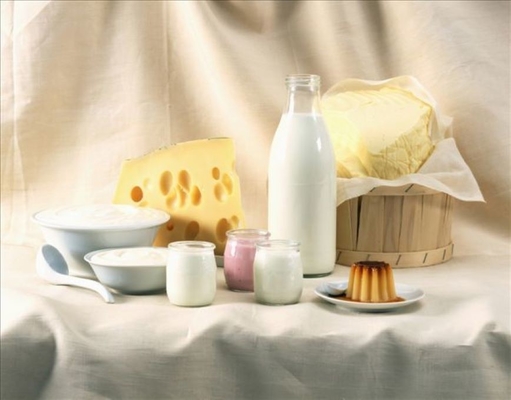 67784-82-1脂肪酸PGEの黄色がかった粉E475の自然な食糧乳化剤のポリグリセリンのエステル