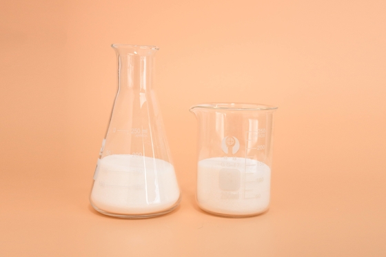 乳白色の白いE471食糧乳化剤の不飽和によって蒸溜されるモノグリセリドGMS