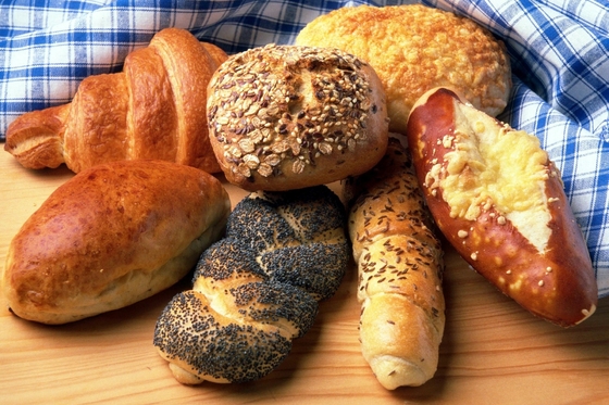 1338-39-2の食品等級の乳化剤のSorbitanの脂肪酸のエステルはE491黄色がかったワックスに及ぶ